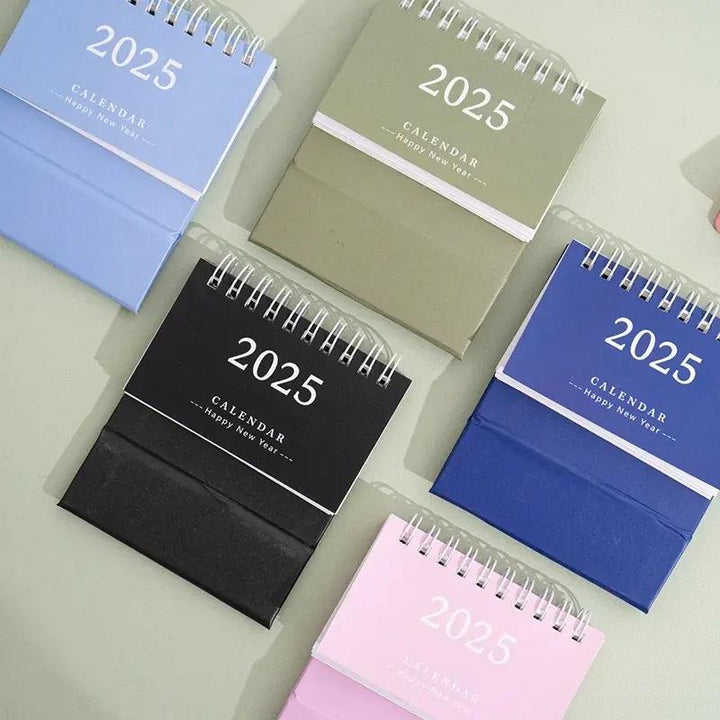 Kawaii 2025 Desk Calendar with To-Do List and Daily Planner