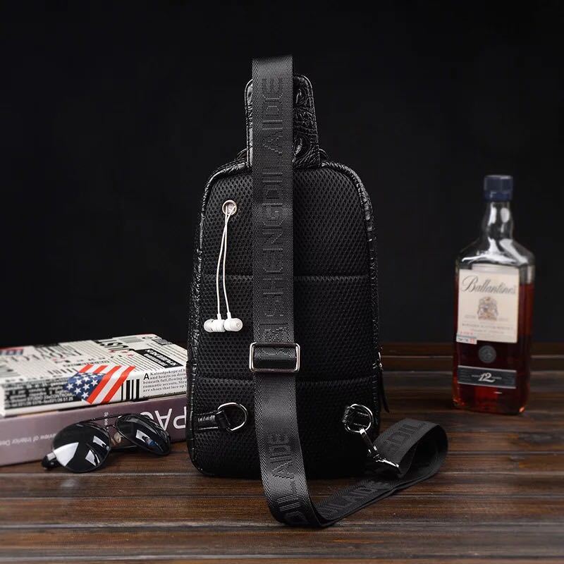 Men's Chest Bag Crocodile Pattern One Shoulder Messenger Bag Fashion One Shoulder