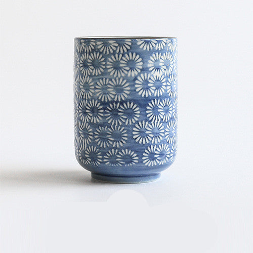 Japanese Style Handmade Painted Blue And White Porcelain Tea Cup