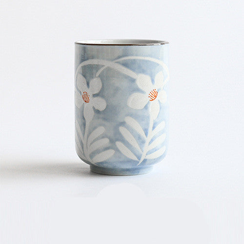 Japanese Style Handmade Painted Blue And White Porcelain Tea Cup