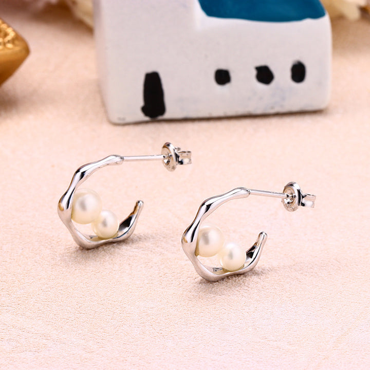 Light Luxury Cold Natural Pearl Earrings