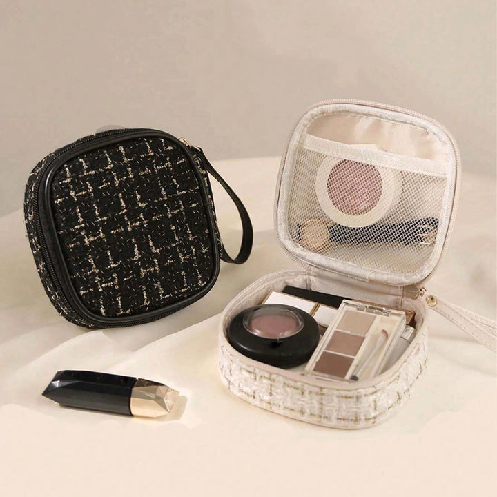 Compact Plaid Cosmetic Organizer for Travel & Daily Use