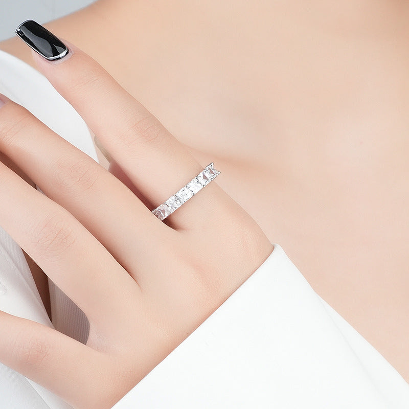 Women's Fashionable And Versatile Square Row Diamond Ring