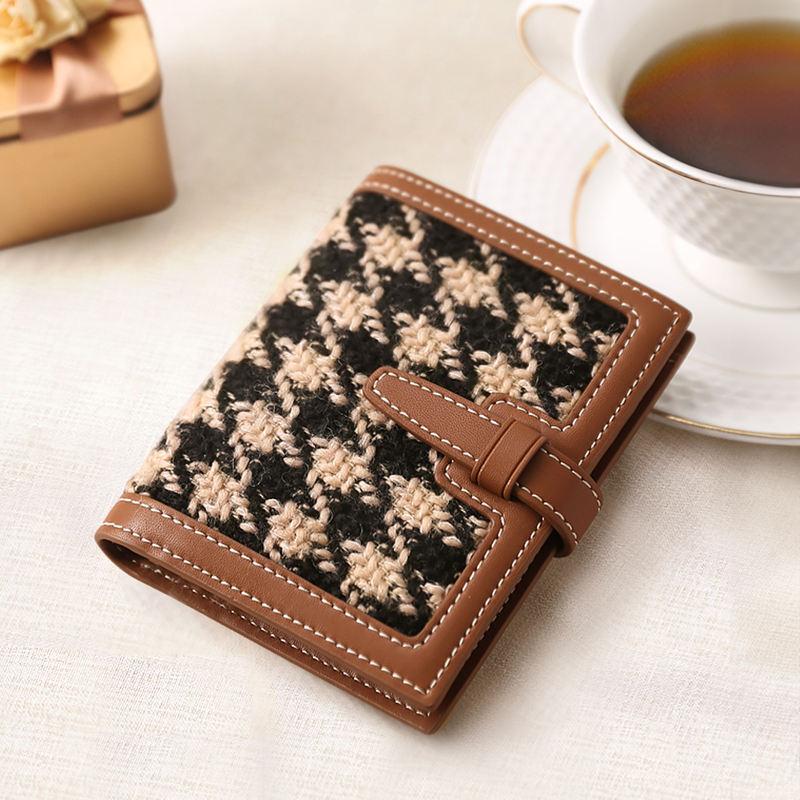 Stylish Short Wallet with Exquisite Cardholder and Box