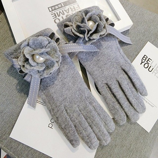 Cute Fashion Wool Five-Finger Bow Warm Gloves