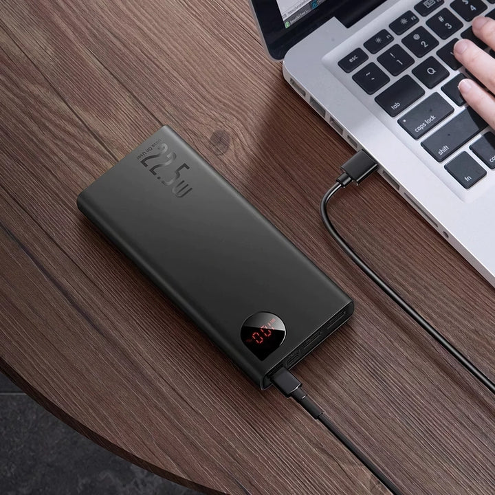 22.5W Metal Power Bank with 10000mAh Capacity