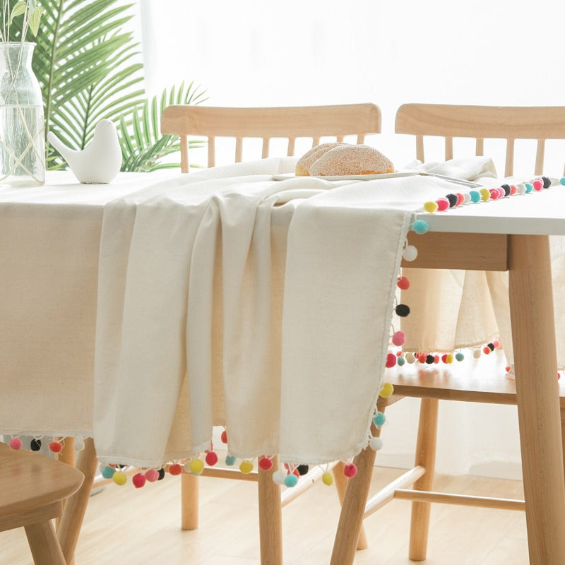 Elegant Cotton-Linen Tablecloth for All Occasions