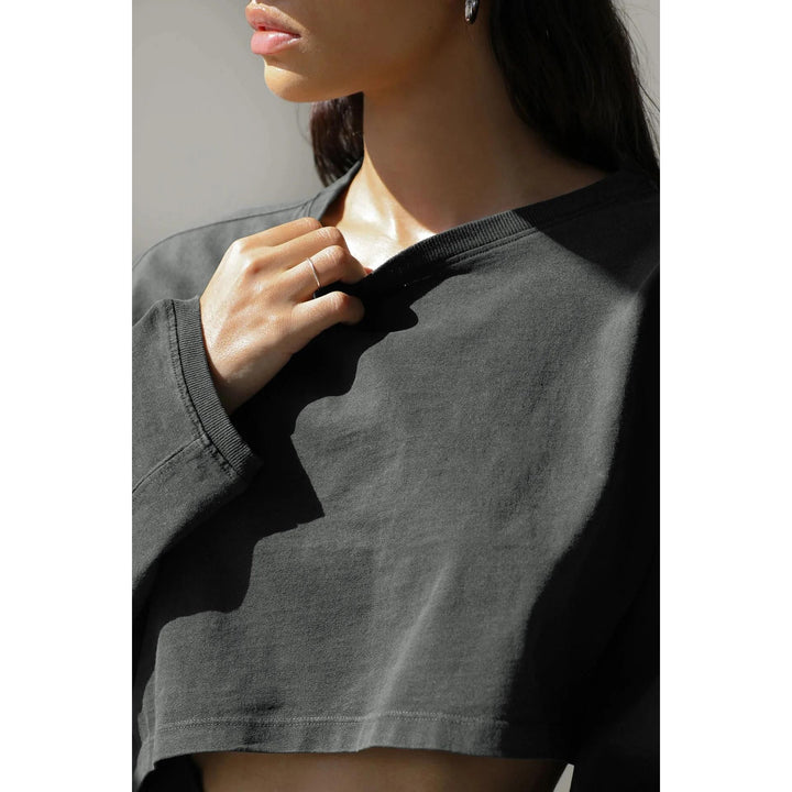 Oversized Streetwear-Inspired Crop Hoodie