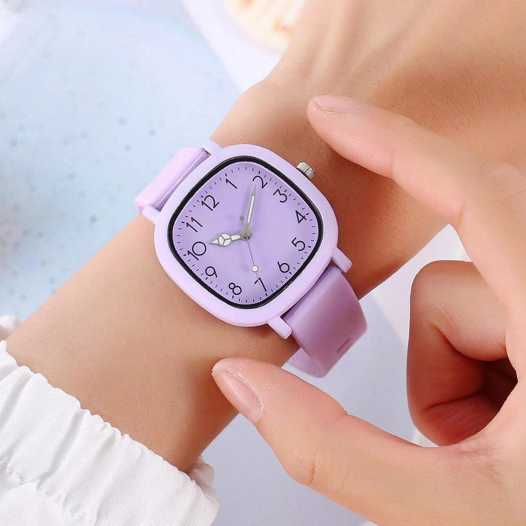 Fashion Silicone Quartz Women's Watch