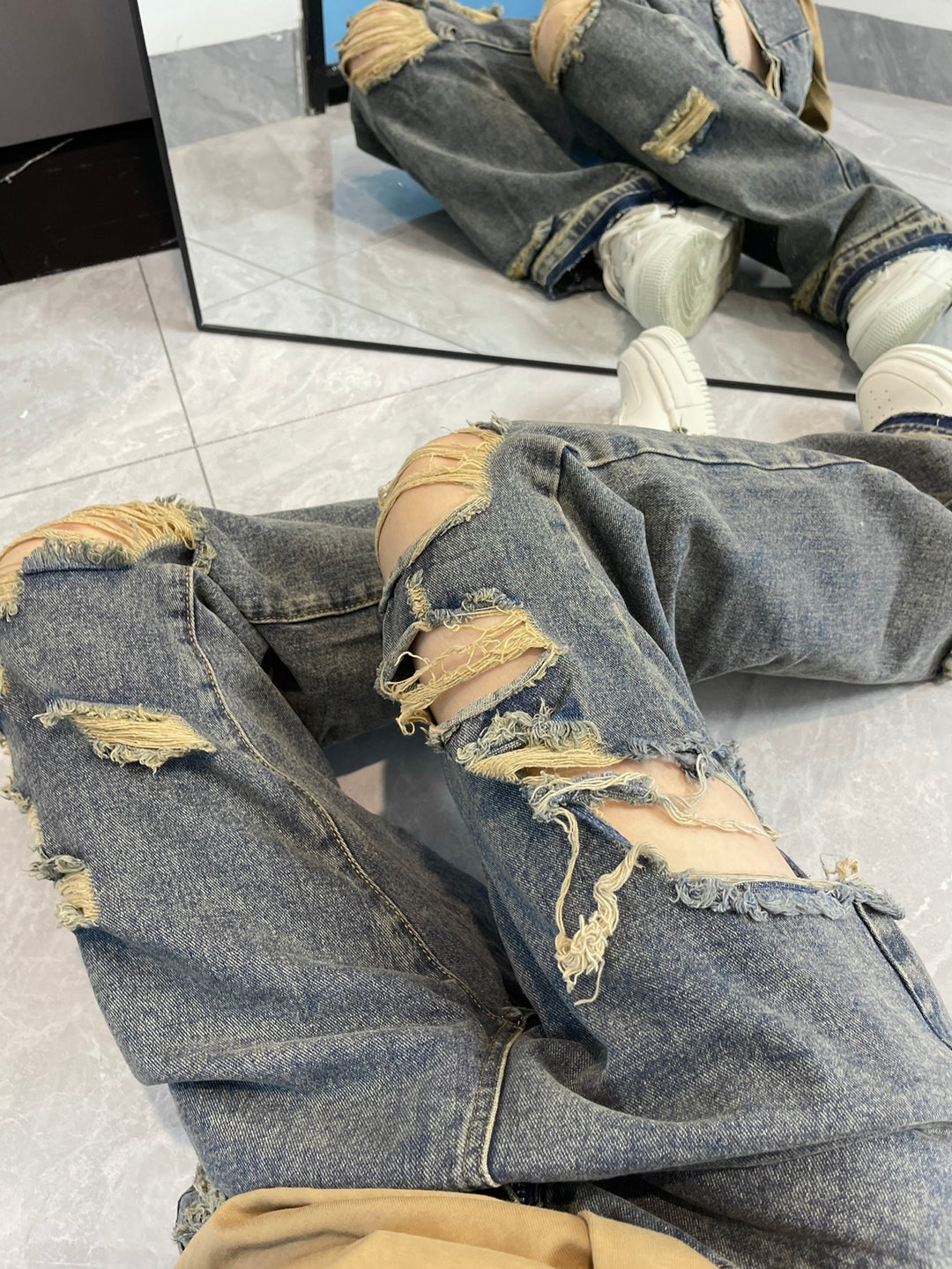 Hiphop Ripped Jeans For Women With Loose Wide Legs