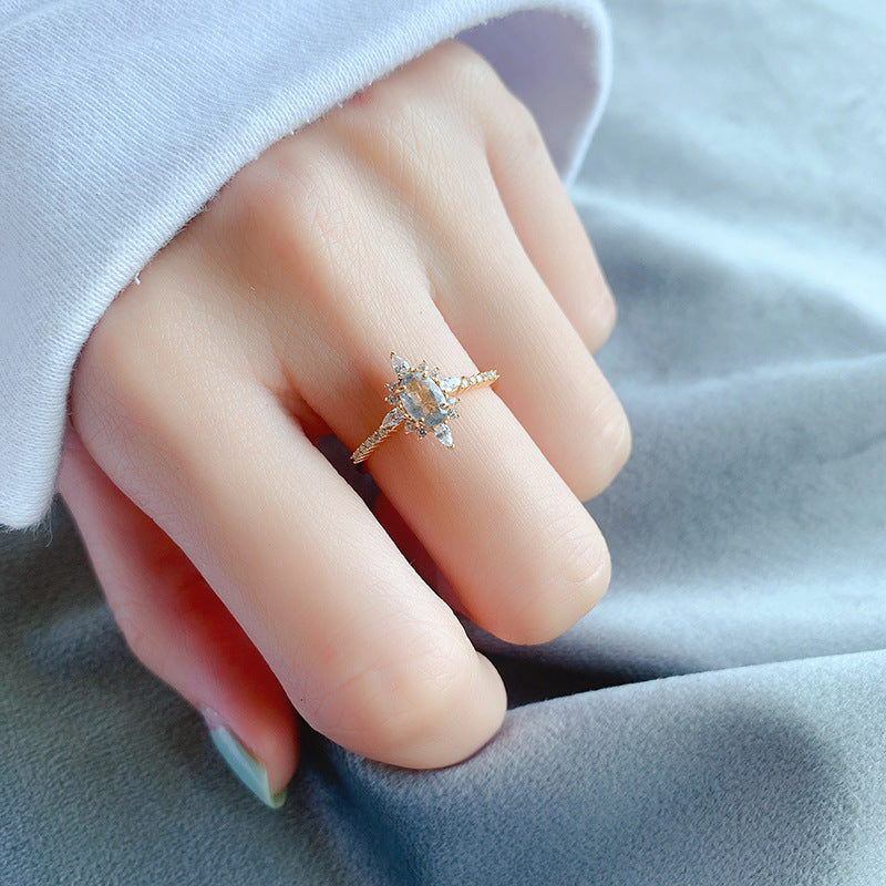 Elongated Stone White Zirconia Star Ring