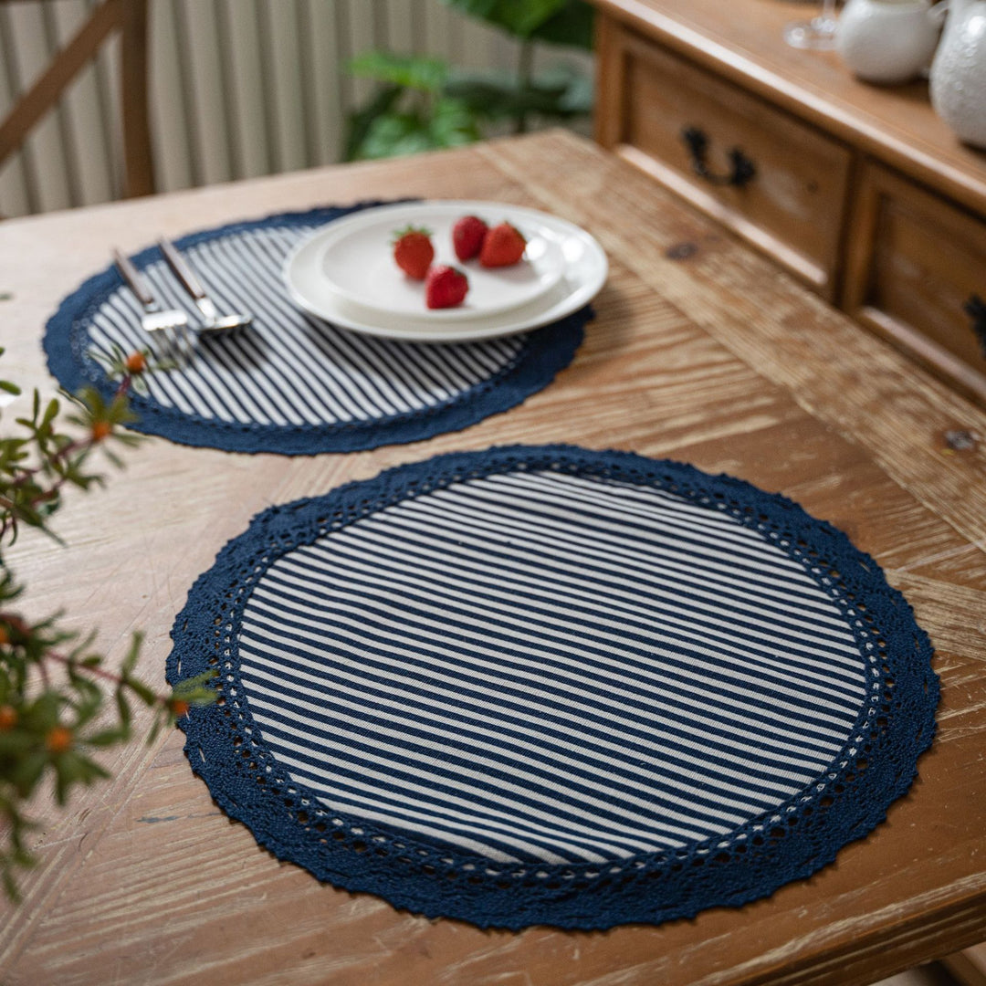 Elegant Geometric Lace Placemats