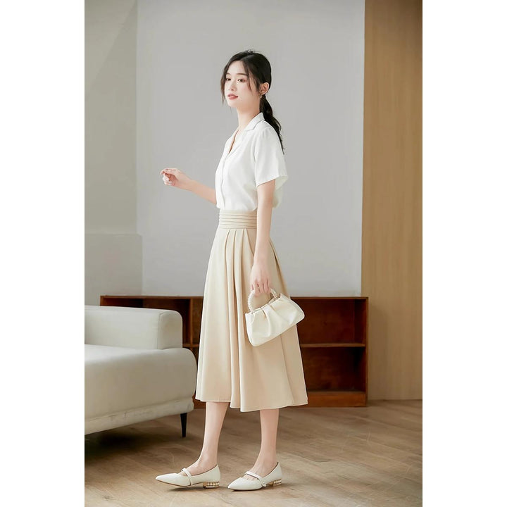 Elegant High-Waisted Pleated Skirt with Pockets