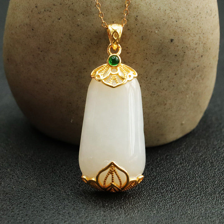 Fashion Personality Natural Hetian Jade Pendant