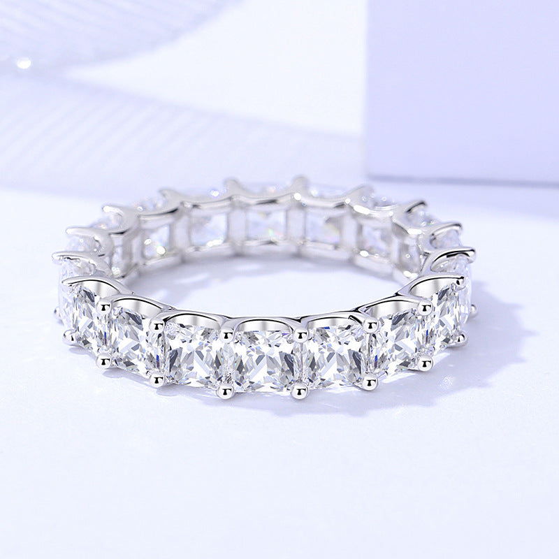 Women's Fashionable And Versatile Square Row Diamond Ring