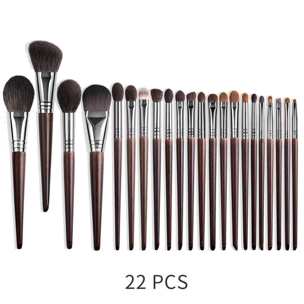 Natural Makeup Brushes Set: 24-Piece Eyeshadow Brush Kit