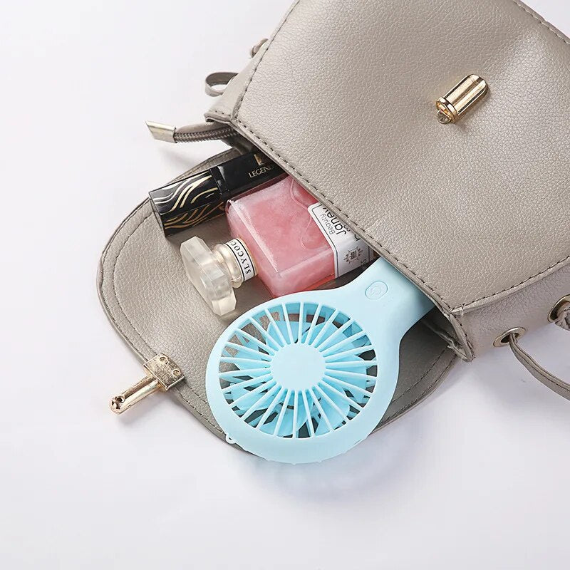 Compact USB Mini Fan - Adjustable Speeds, Ultra-Quiet Operation for Home & Office Use