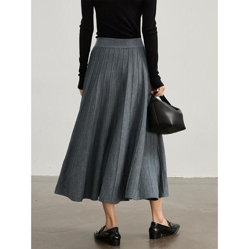 Elegant Mid-Calf Pleated Wool Skirt