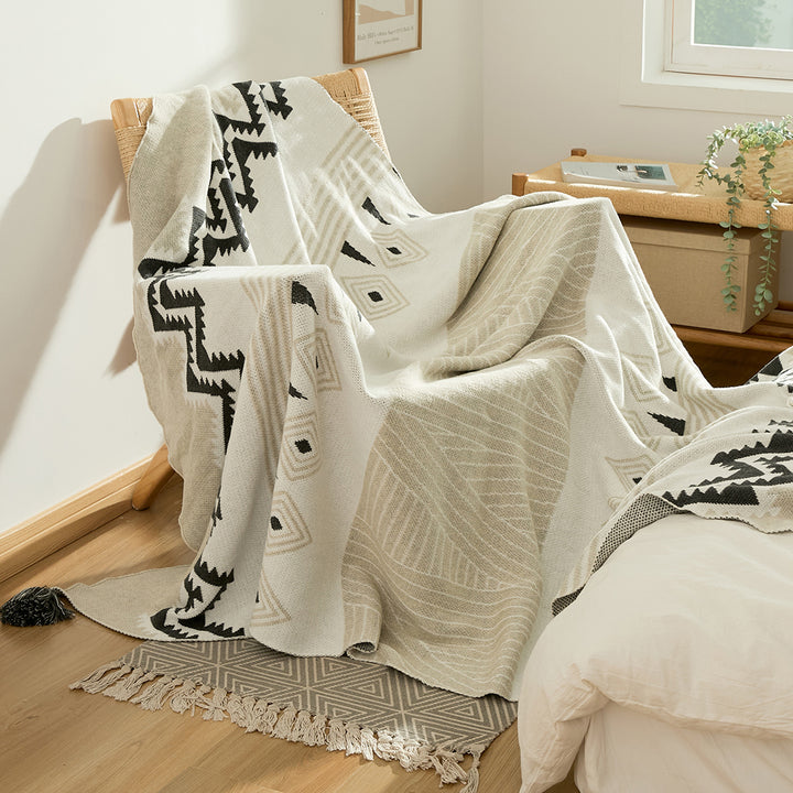 Bohemian Home Decor Cotton Throw Blanket with Tassels