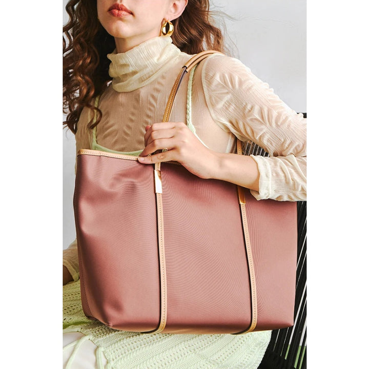 Stylish Large-Capacity Shoulder Bag for Women