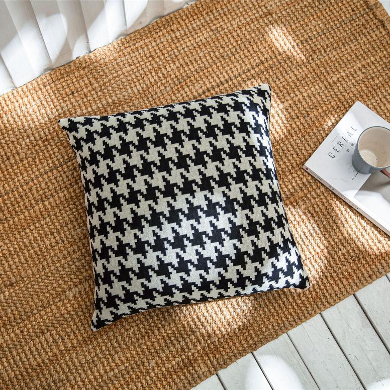 Classic Houndstooth Throw Pillow Cover