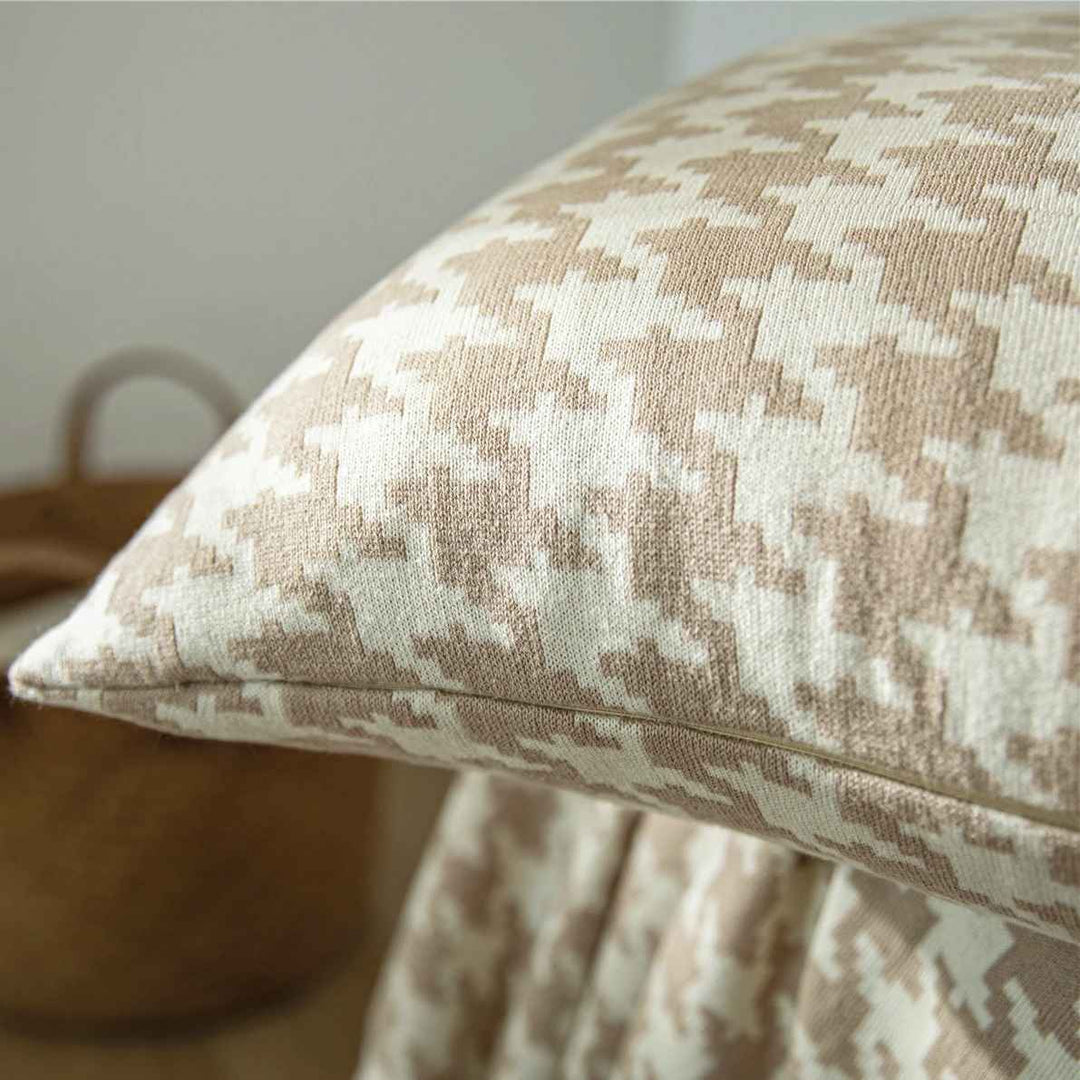 Classic Houndstooth Throw Pillow Cover