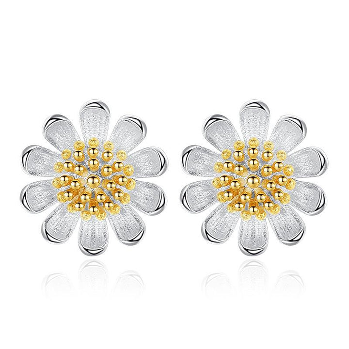 Sterling Silver Small Daisy Flower Stud Earrings