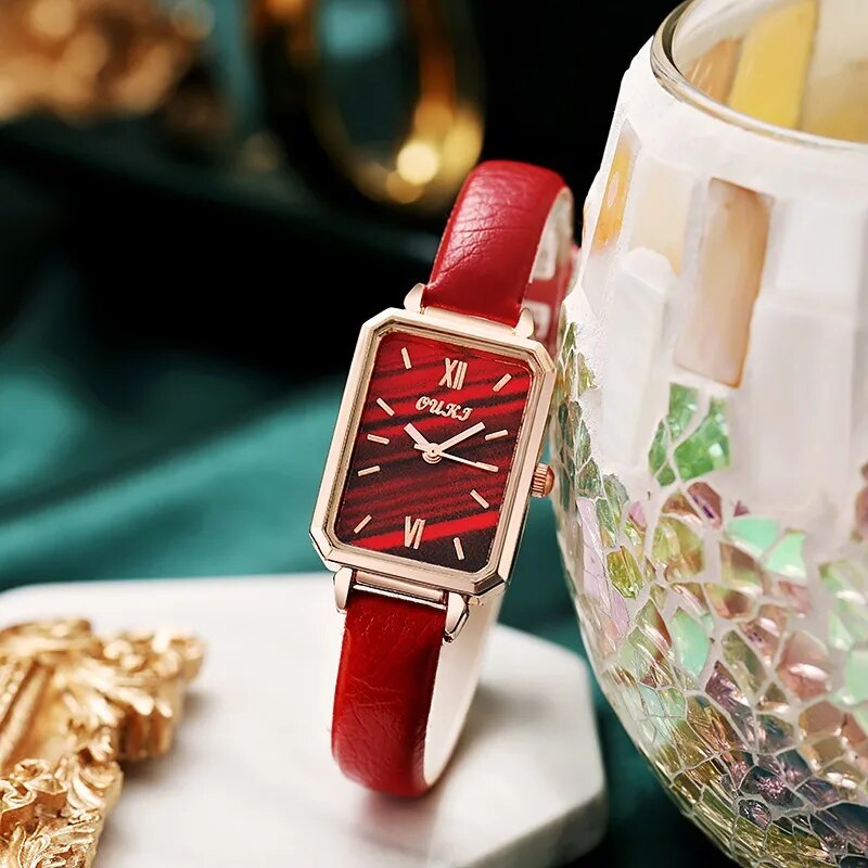 Elegant Square Dial Women's Watch with Leather Strap