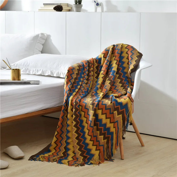 Colorful Zigzag Knit Throw Blanket with Tassel Fringe – Soft & Lightweight for Couch, Bed, or Travel