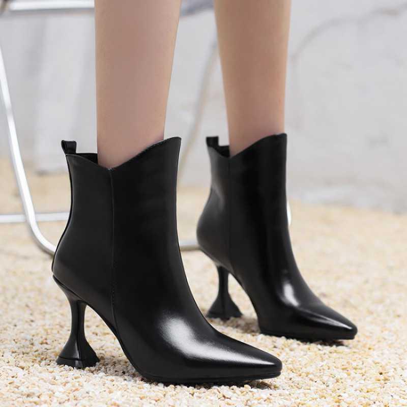 New Fashion Soft Leather Women's Shoes - MRSLM