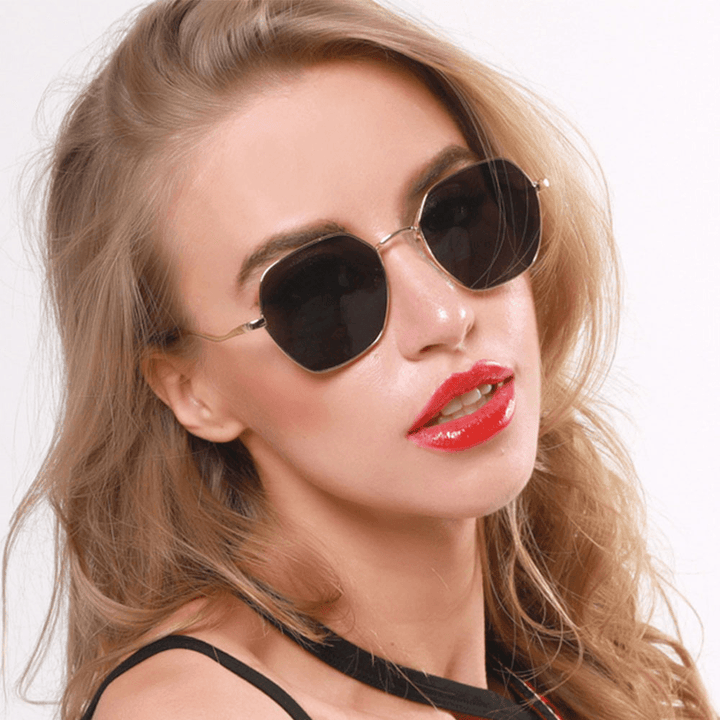 Women Irregular Shape Polygon UV Protection Fashion Sunglasses - MRSLM