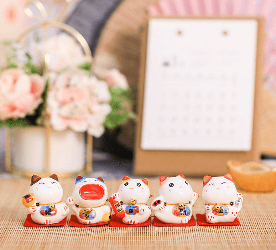 Small Lucky Cat Ceramic Car Interior Handicraft Ornaments - MRSLM