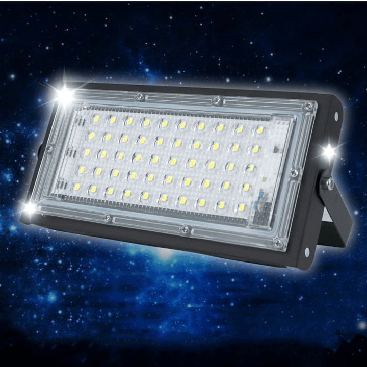 XANES® 50W RGB LED Flood Light AC 220V 230V 240V Outdoor Floodlight Spotlight IP65 Waterproof LED Street Lamp Landscape Lighting - MRSLM