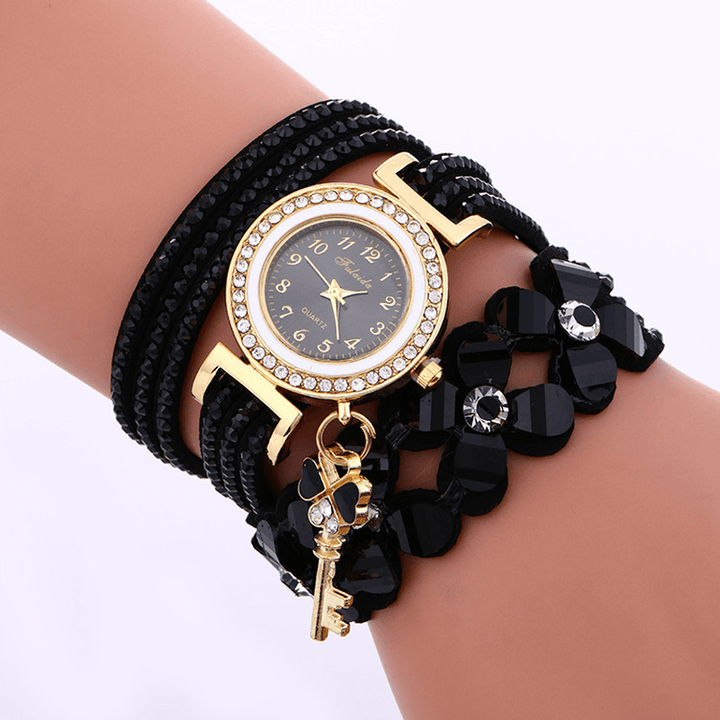 Fashion Crystal Circle Bracelet Women Watch Simple Dial Flowear Patterns Quartz Watch - MRSLM