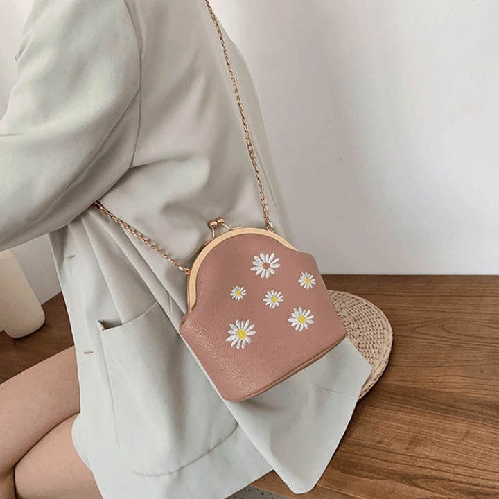 Women Daisy Embroidery Chains Hasp Crossbody Bag Shoulder Bag - MRSLM