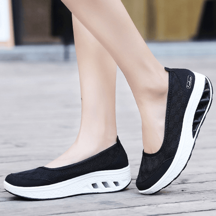 Women Mesh Splicing Sport Casual Lace up Platform Sneakers - MRSLM