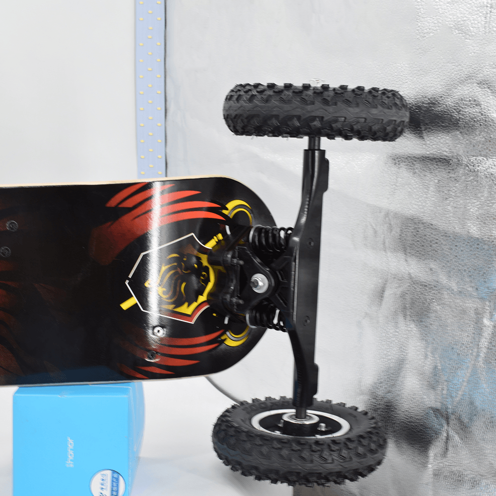 LAOTIE H2C 36V 10Ah 2X1650W Double Motor Electric Skateboard 40Km/H Top Speed 25Km Mileage Range Max Load 200Kg - MRSLM