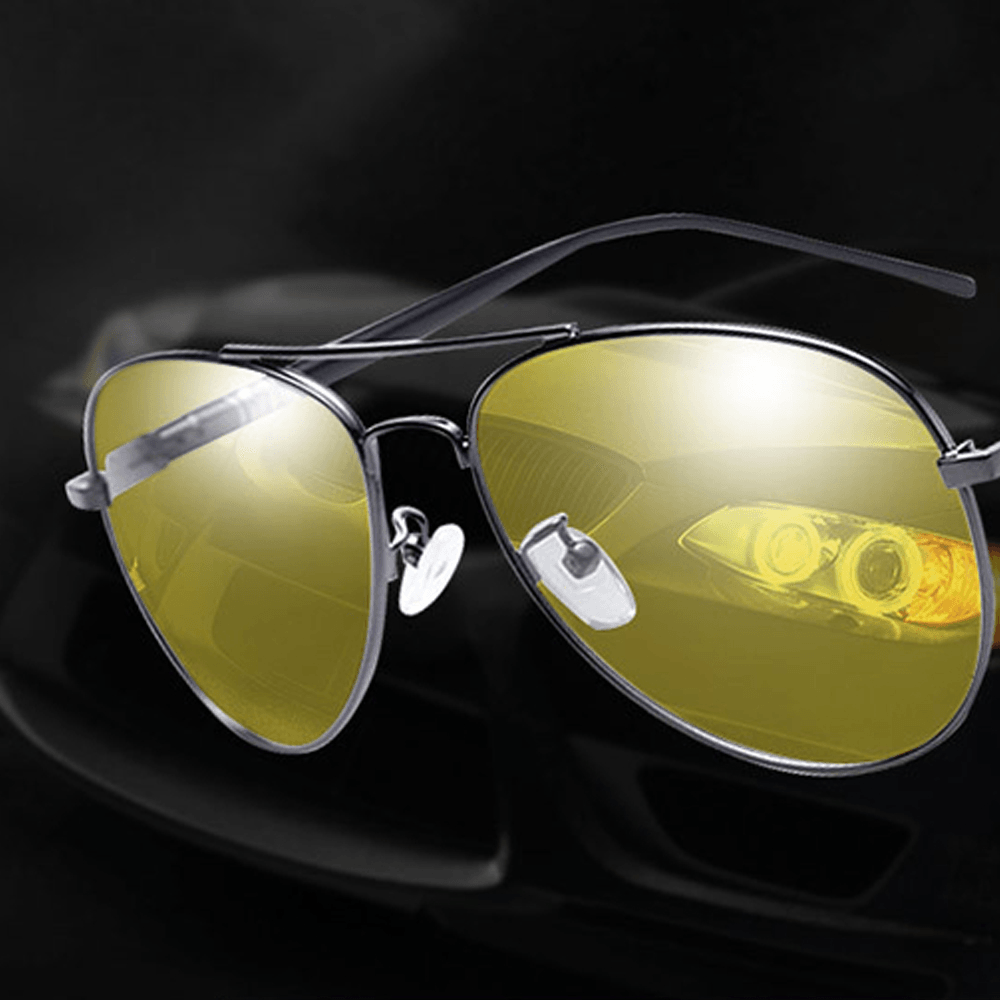 Photochromic Day and Night Driving Sunglasses with Polarized Lens for Riding Outdoor - MRSLM