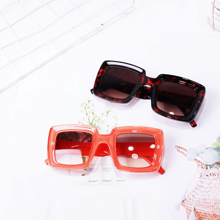 Simple Big Frame Sunglasses Women Anti-Ultraviolet round Face Retro Square Sunglasses - MRSLM