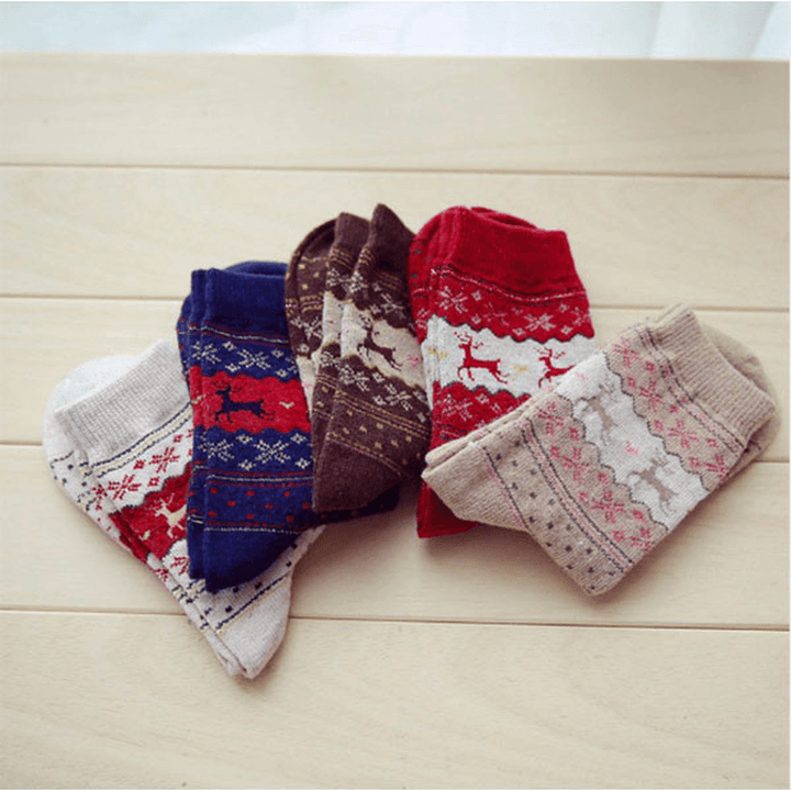 Women Thickened Wool Socks Deer Pattern Christmas Stockings - MRSLM