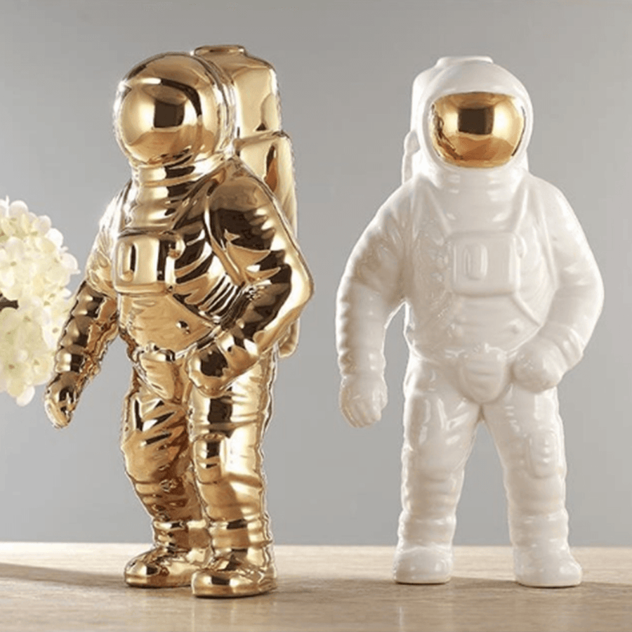 3 Color Space Man Sculpture Astronaut Fashion Vase Ceramic Flower Planter Vase Space Man Sculpture Cosmonaut Home Office Decor - MRSLM