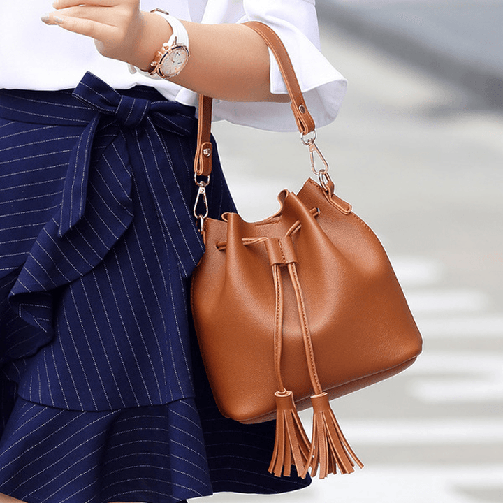 Women PU Leather Drawstring Bucket Bags Retro Tassel Shoulder Bags Crossbody Bags - MRSLM