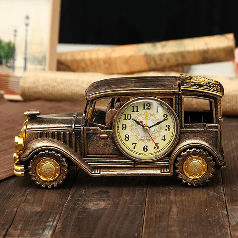 Simulation Vintage Car Alarm Clock Multifunctional Pencil Vase Antique Car Model Creative Decor - MRSLM