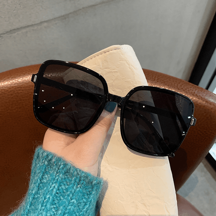 Rice Nail Square Sunglasses Gradient Color - MRSLM