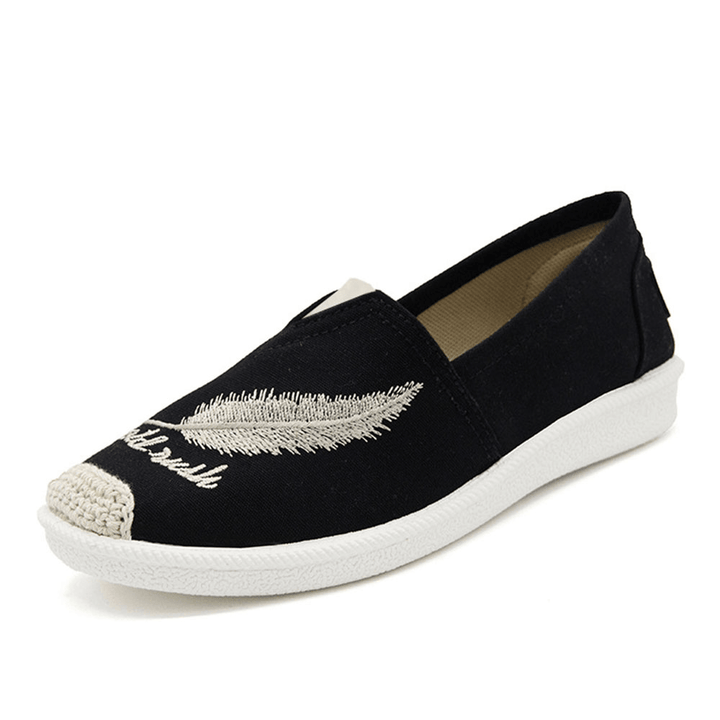 Women Pattern Embroidery Comfy Slip on Casual Canvas Flat Shoes - MRSLM