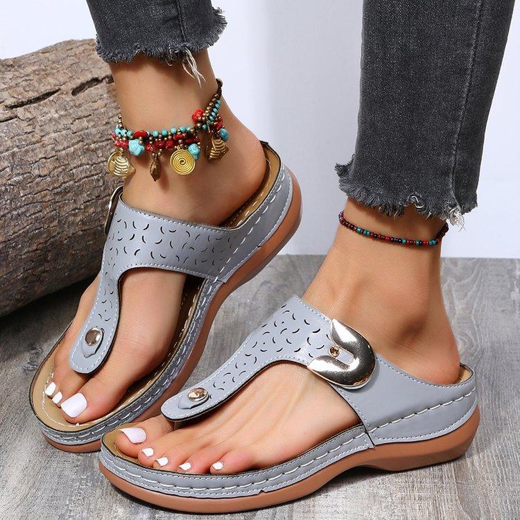 Women's New Round Head Hollow Metal Buckle Wedge Heel Comfortable Toe Sandals - MRSLM