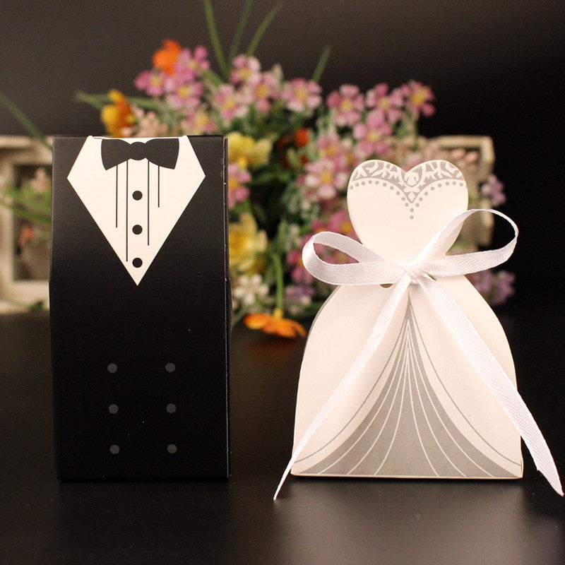 Bride And Groom Design Favors 10 Pcs Set