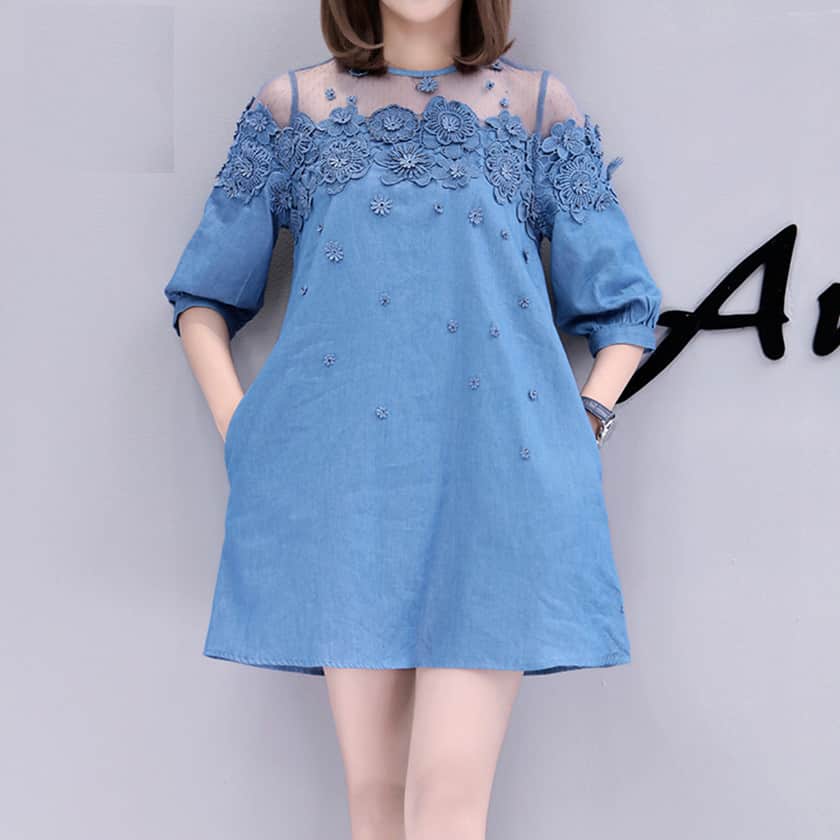 Women's Plus Size Denim Dress With Floral Embroidery