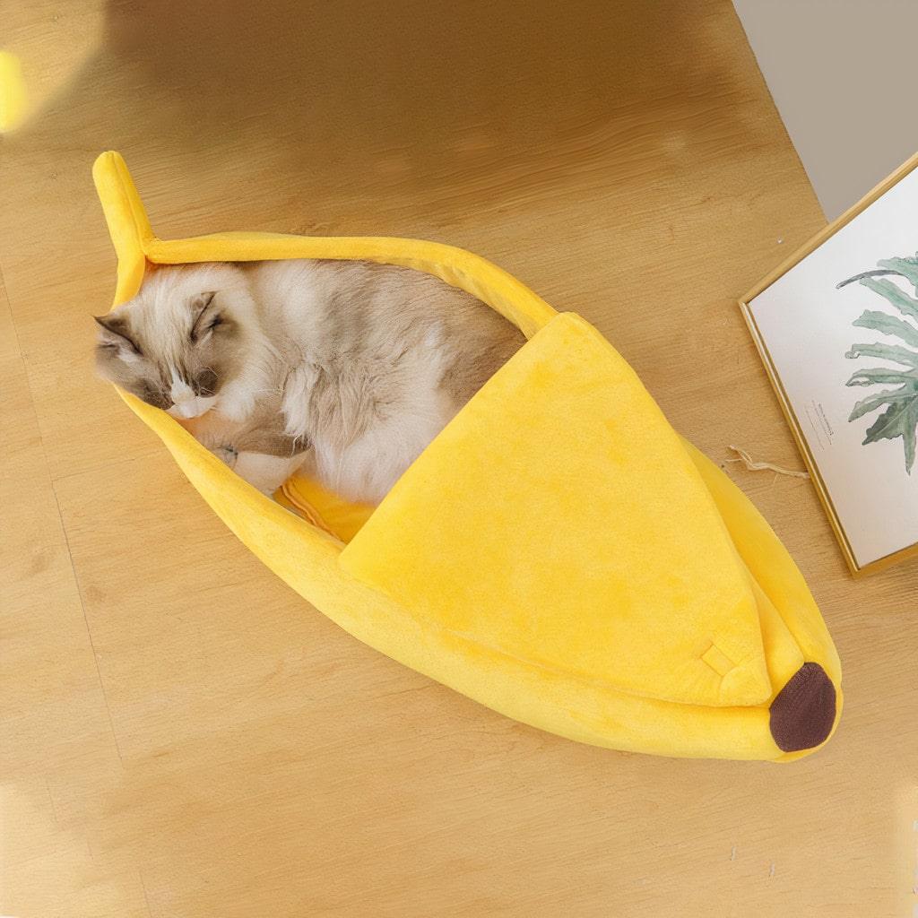 Banana Shaped Pet Bed - MRSLM